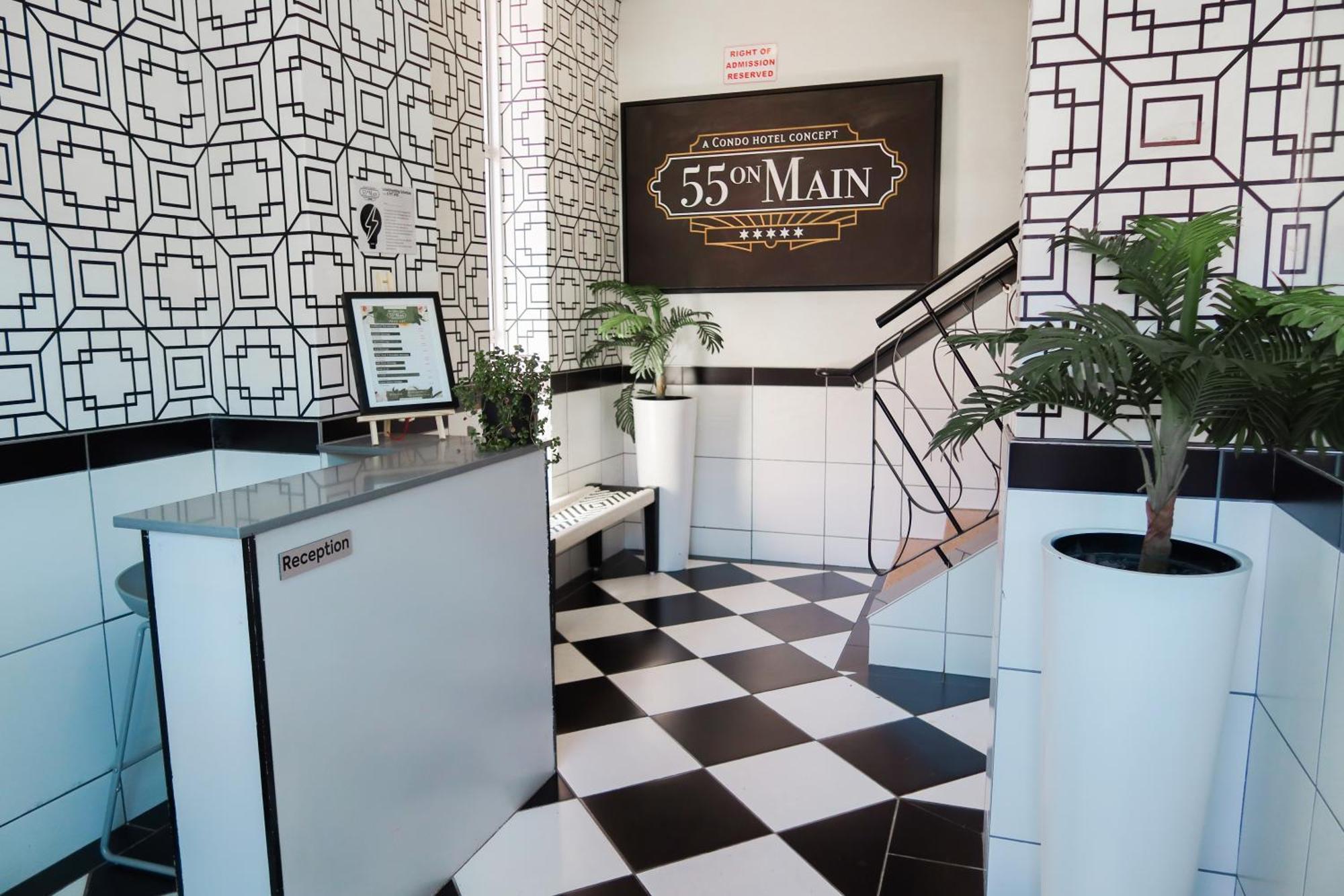 Apartment 55 On Main And